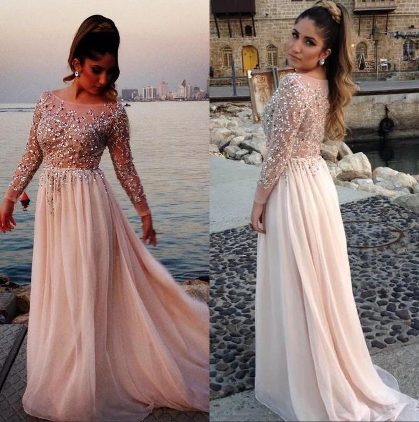 Glamurosos vestidos de fiesta de manga larga con pedrería y falda de gasa. view 5