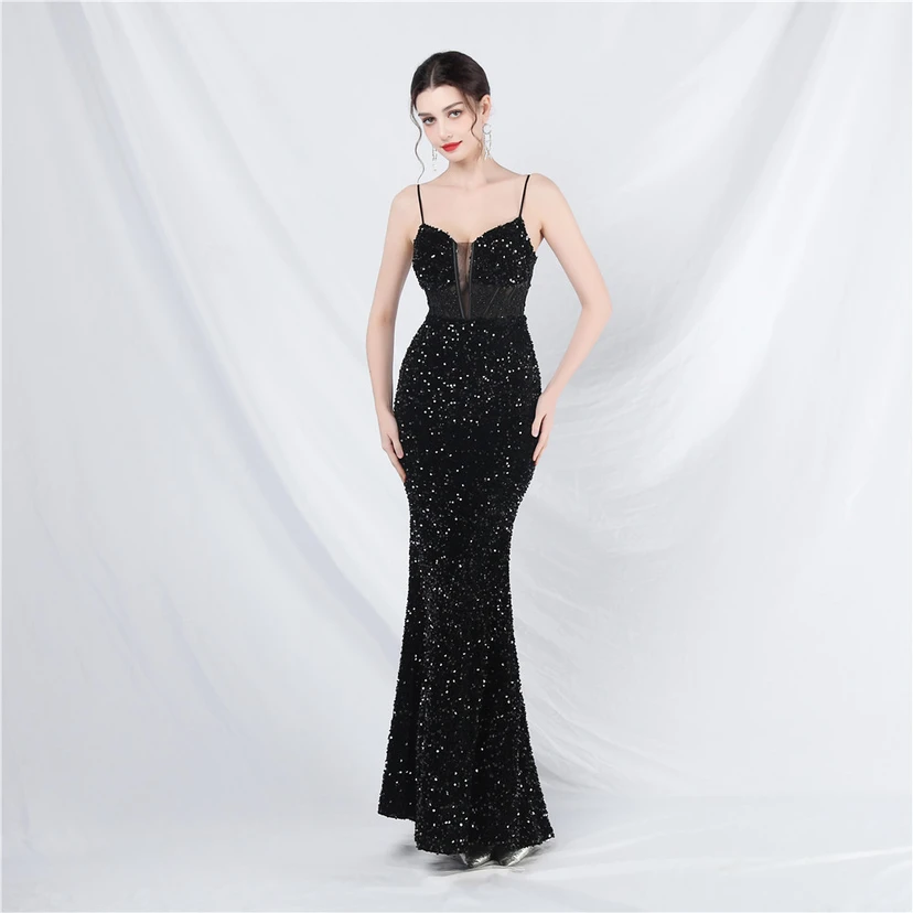 Vestido de noche pesado, estilo palacio, chaleco con diseño de espina de pescado, cintura con bordado de diamantes, flores, hombros descubiertos y tirantes. Vestido de alta gama. view 17