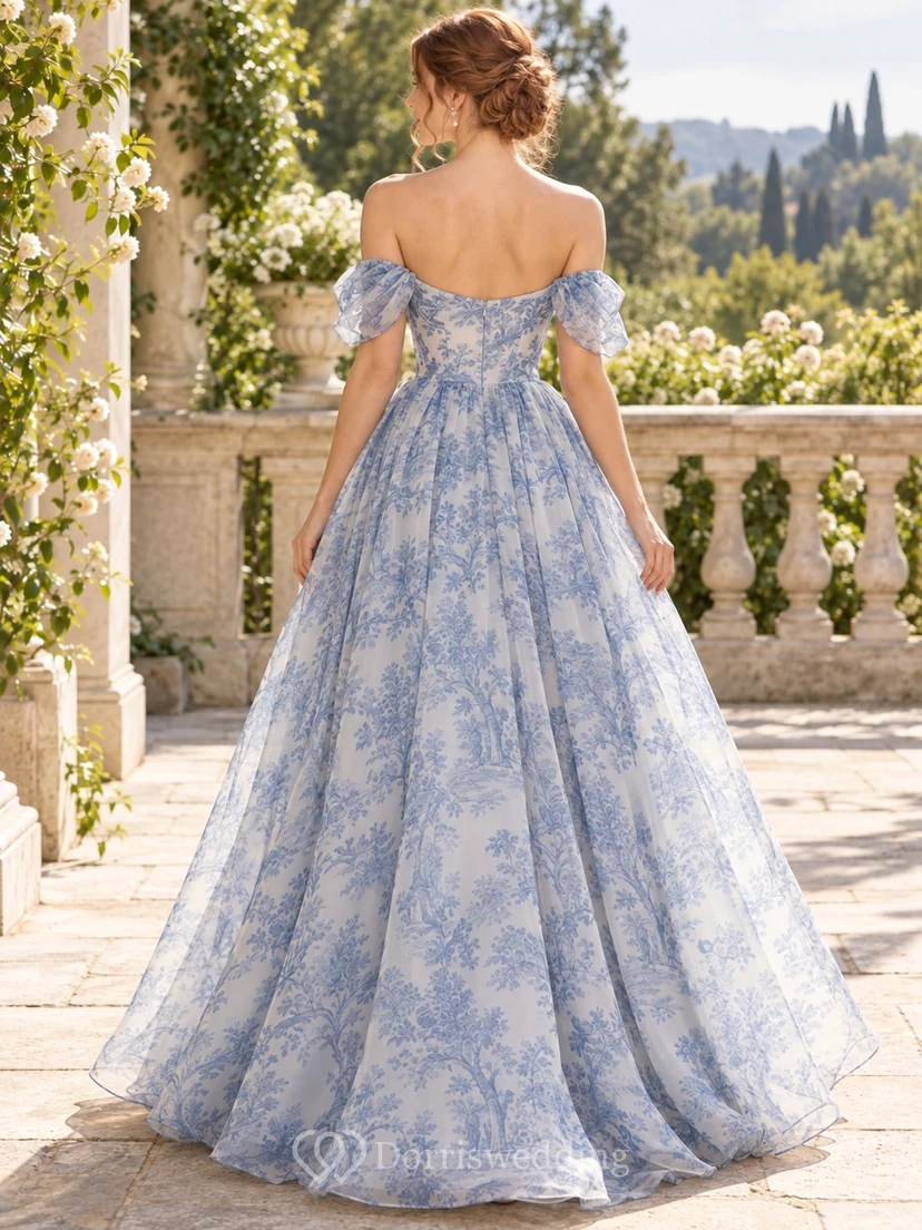 Himmelblaues Brautjungfernkleid aus Chiffon mit floralem Toile-Muster, schulterfreiem Ausschnitt und bodenlangem Rock view 2