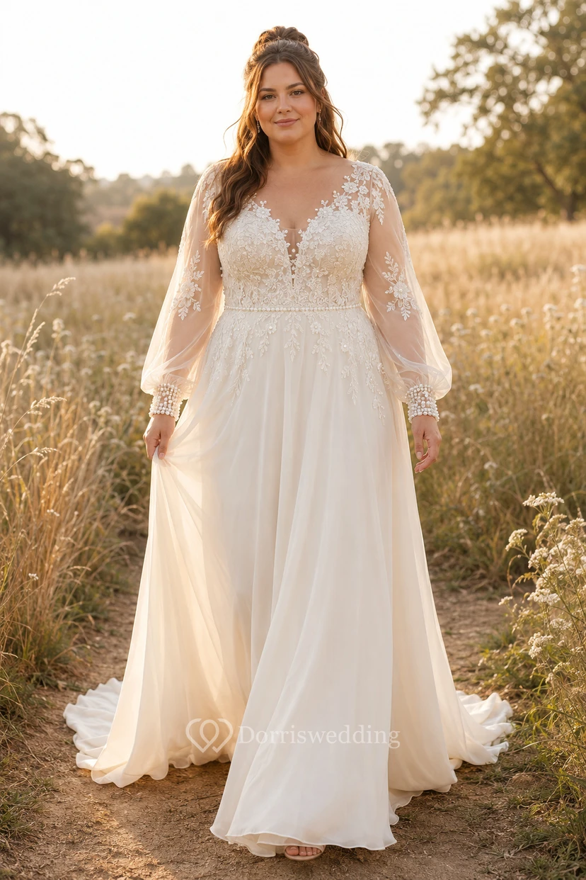Robe de mariée grande taille ivoire à manches longues, corsage en dentelle et coupe trapèze en mousseline.