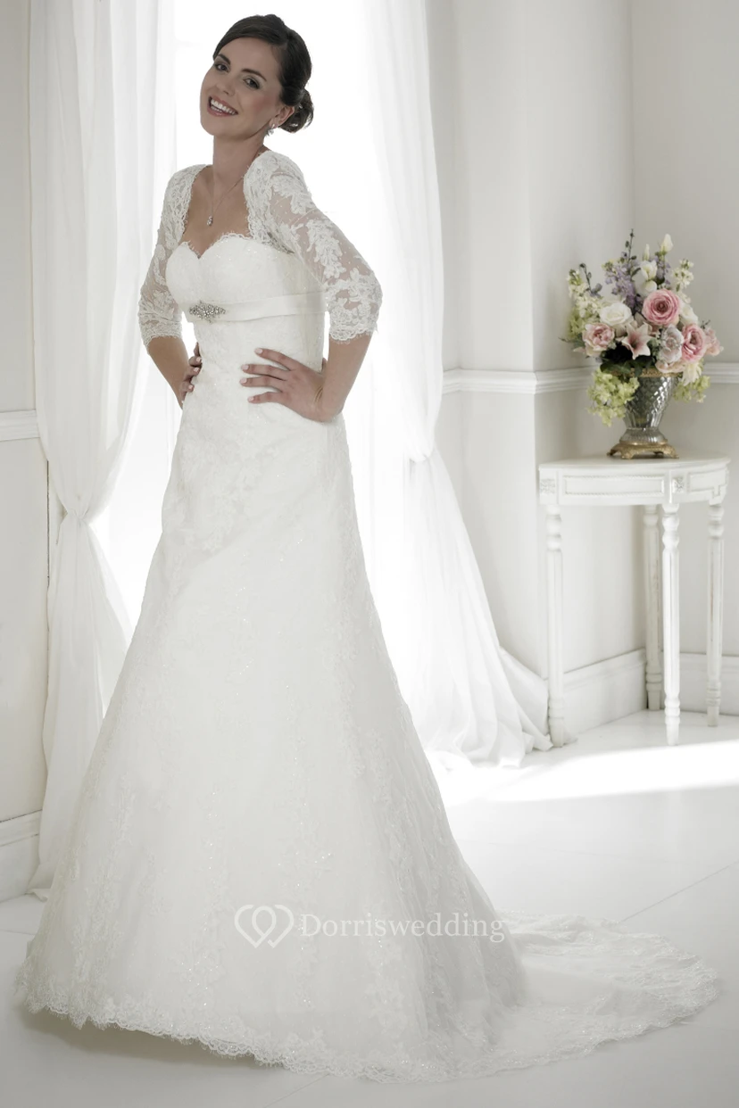 A-Line Appliqued Half-Sleeve Sweetheart Long Lace Wedding Dress With Broach