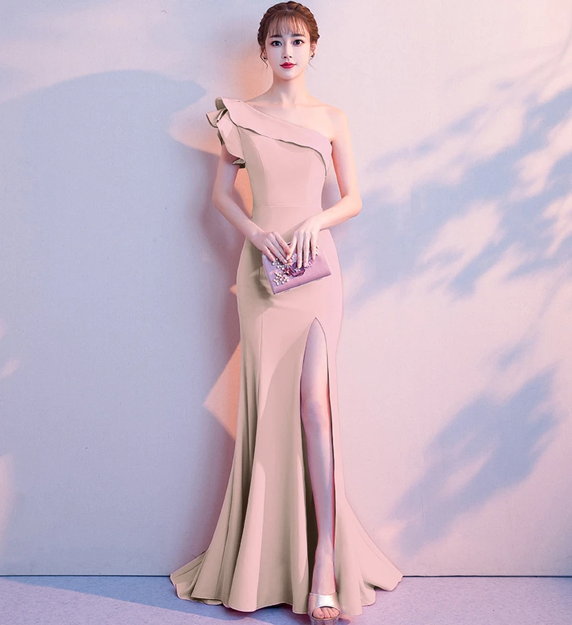 Vestido de noche para mujer, estilo banquete, Chen Qixiong, rojo, largo, elegante y sofisticado, con falda de cola de pez ajustada. view 16