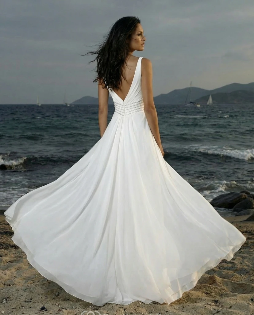 Robe de mariée vaporeuse à col en V pour la plage - Robe de mariée en mousseline sans manches à taille empire view 2