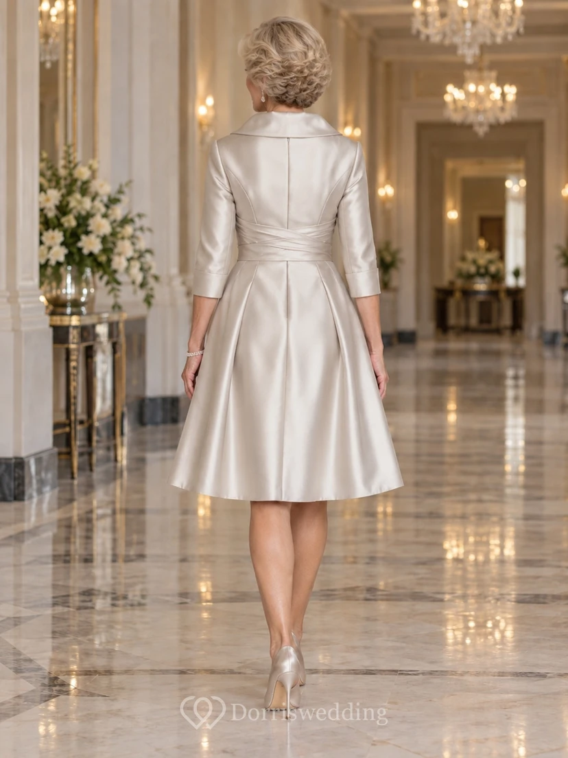 Vestido de satén sencillo y modesto hasta la rodilla para bodas civiles, ideal para novias mayores, con corpiño drapeado. view 2
