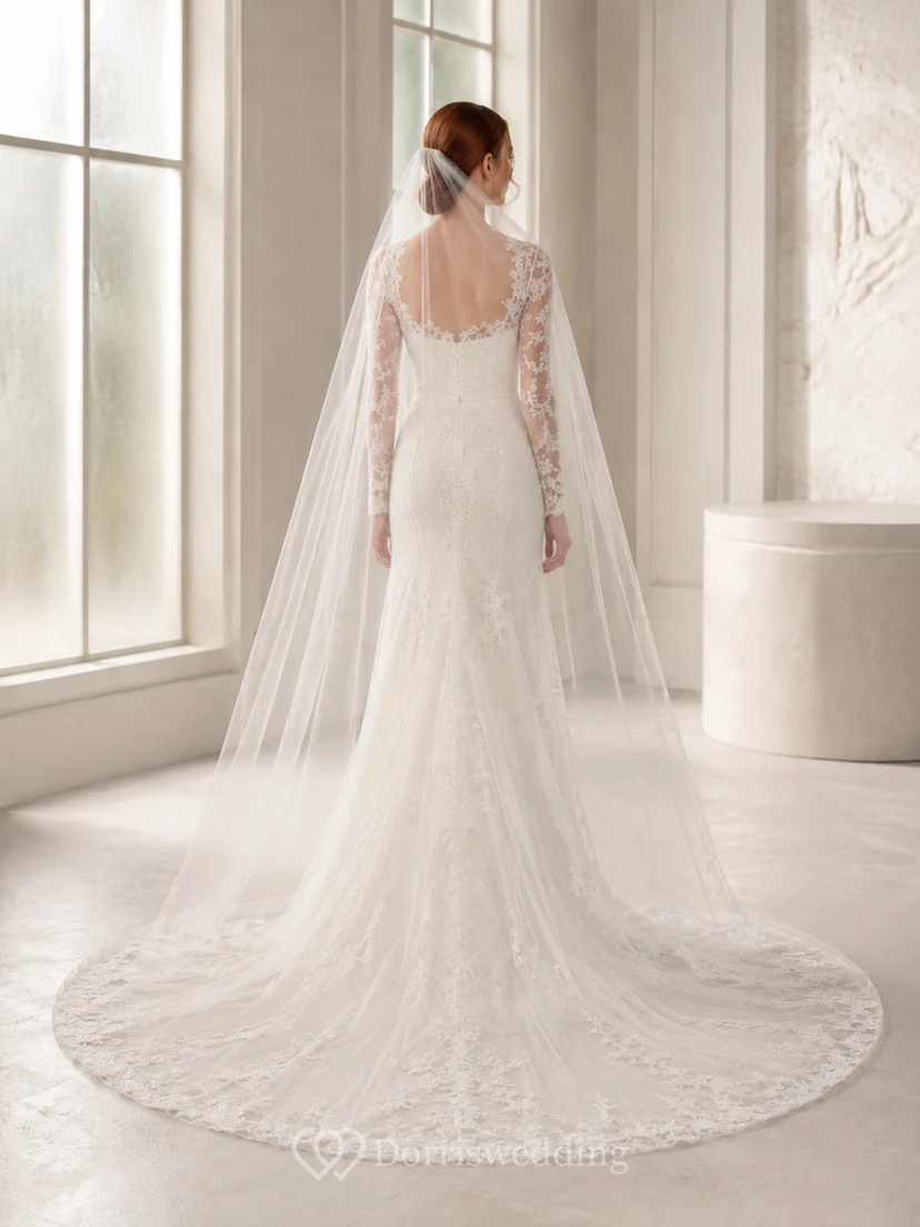 Studio-Hochzeitskleid mit langen Ärmeln, Spitze, Cape und Schleppe view 2