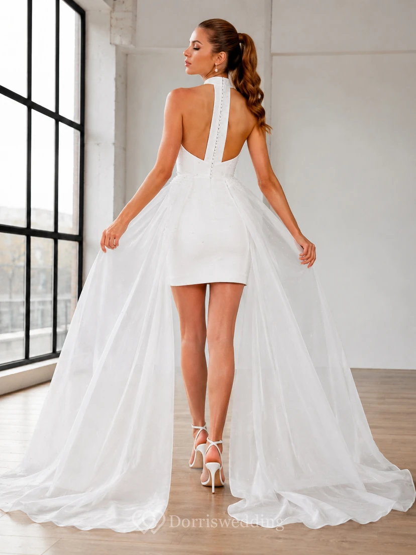 Vestido de recepción de boda moderno corto de gasa con escote halter y cola asimétrica desmontable view 2