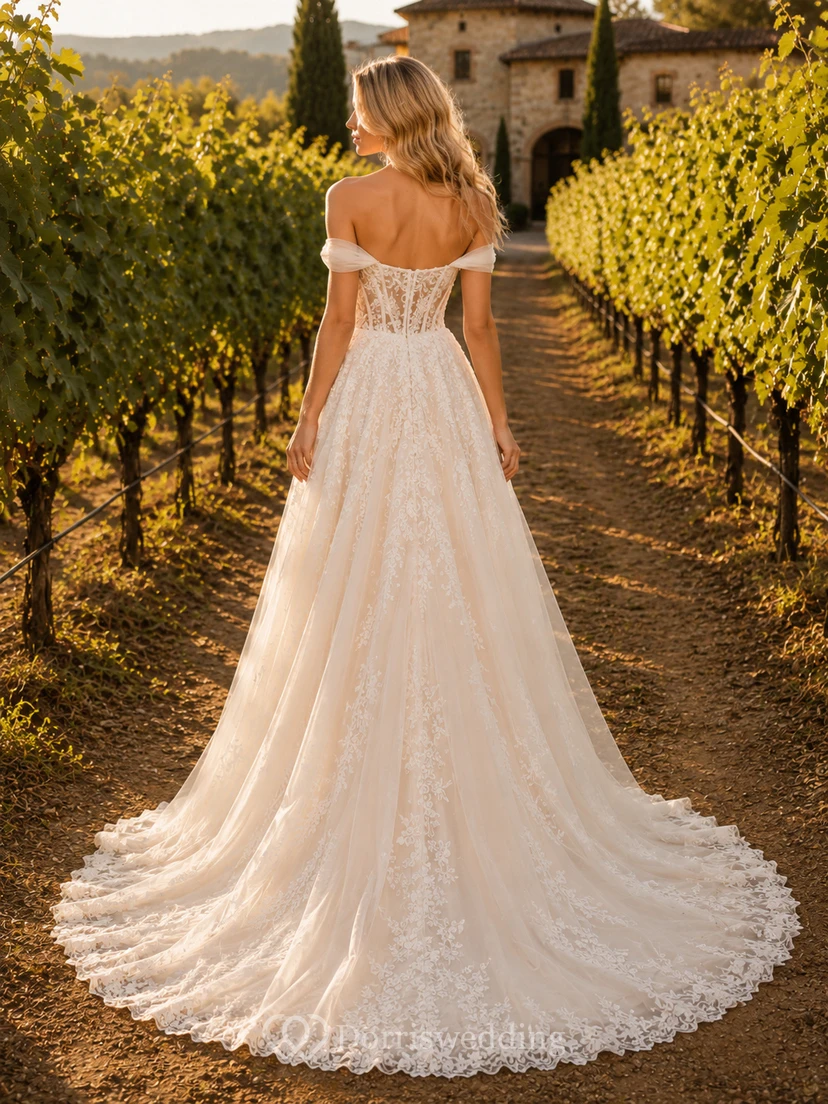 Vestido de novia de encaje campestre, corte en A, hombros descubiertos, cola larga, espalda baja en V. view 2