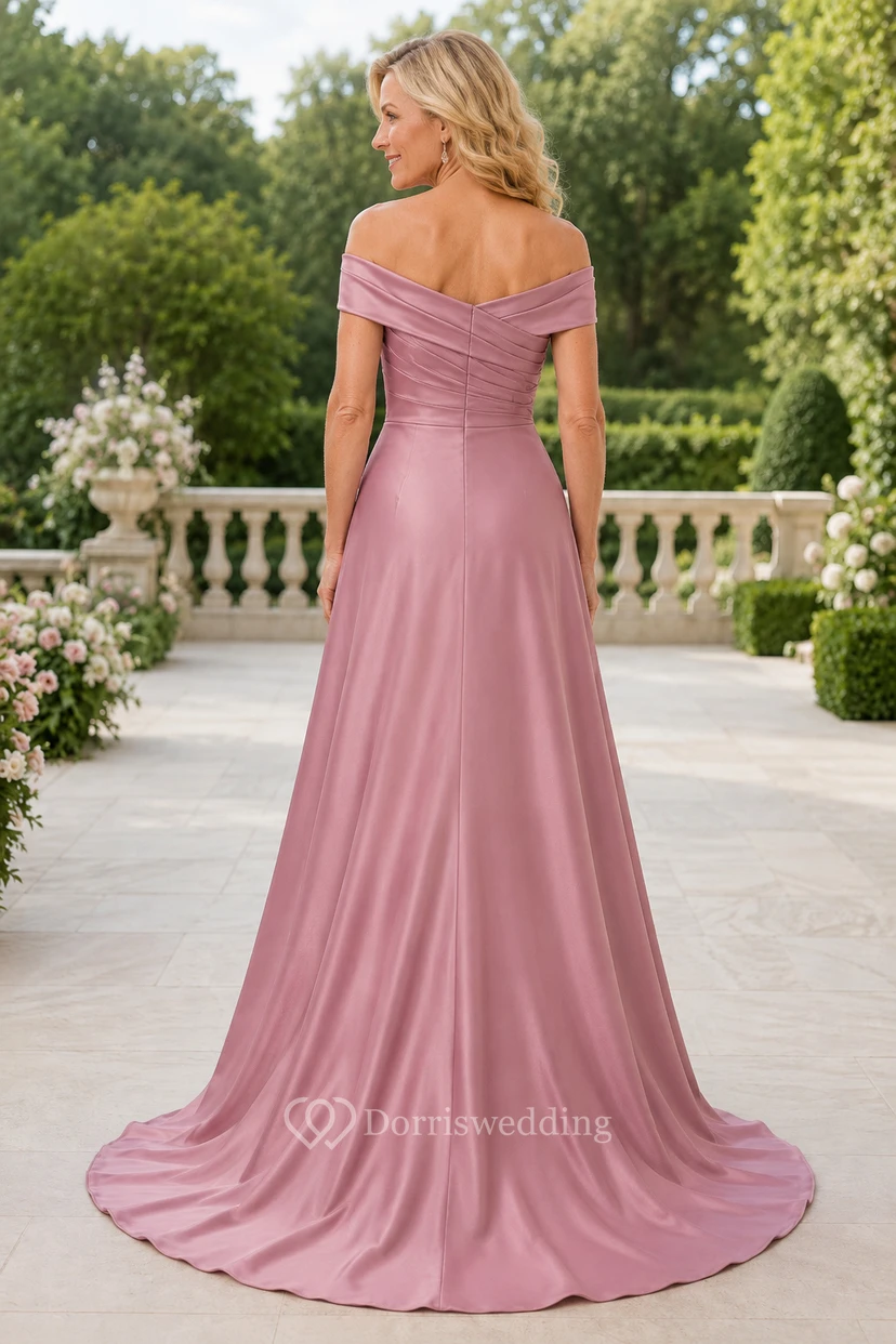 Altrosafarbenes, schulterfreies A-Linien-Kleid aus Satin mit Schleppe view 2