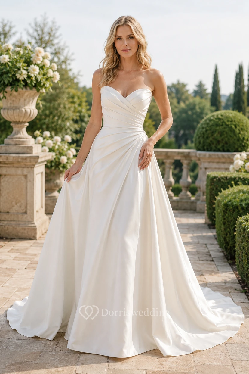 Brautkleid aus Satin, Ballkleid, trägerlos, Herzausschnitt, Schleppe