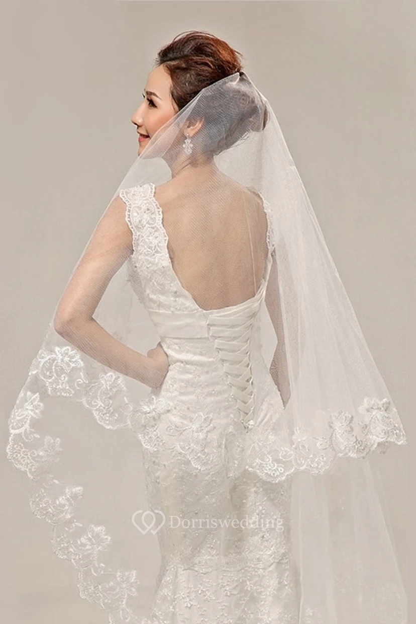 Simple Style Sweep Wedding Veil with Lace Edge view 2