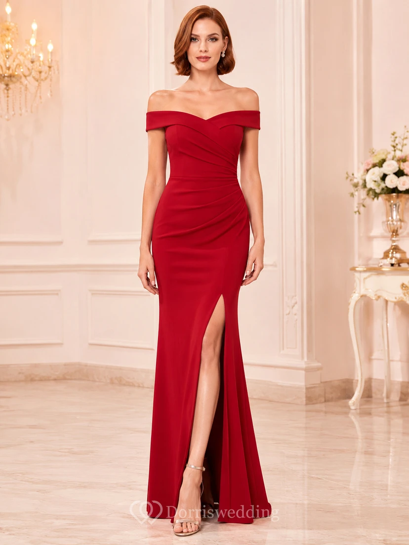 Vestido de sirena rojo de crepé con abertura y hombros descubiertos