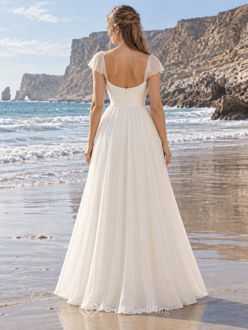 Vestido de novia sencillo de gasa fruncida con mangas cortas y escote corazón, largo hasta el suelo. view 2