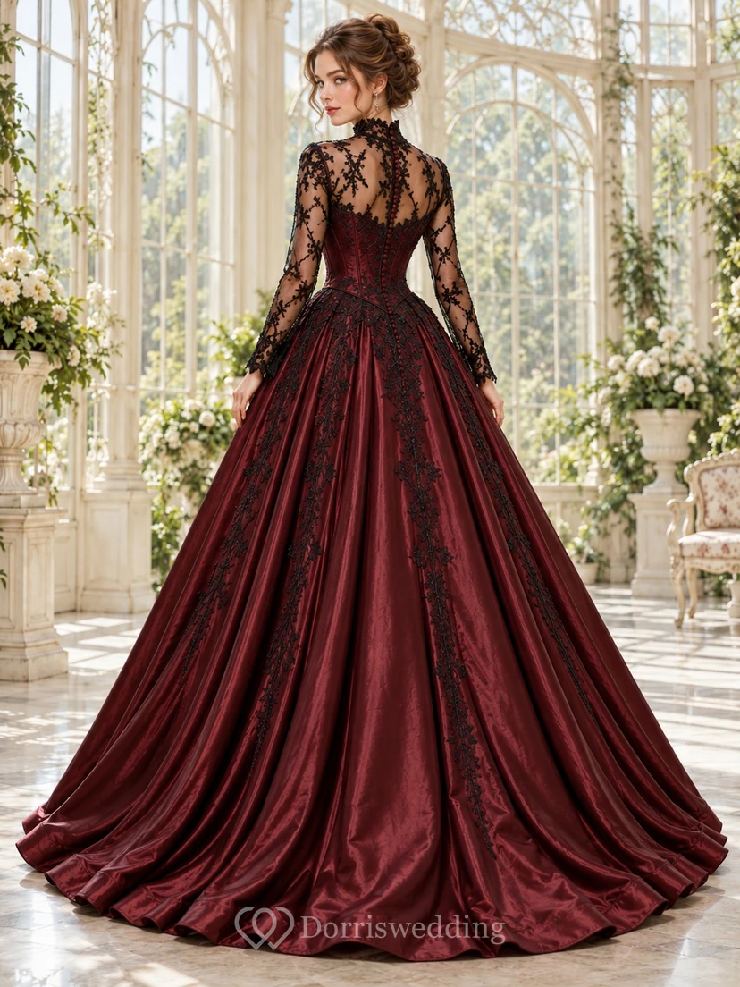 Robe de bal gothique bordeaux à col montant et manches longues en dentelle view 2