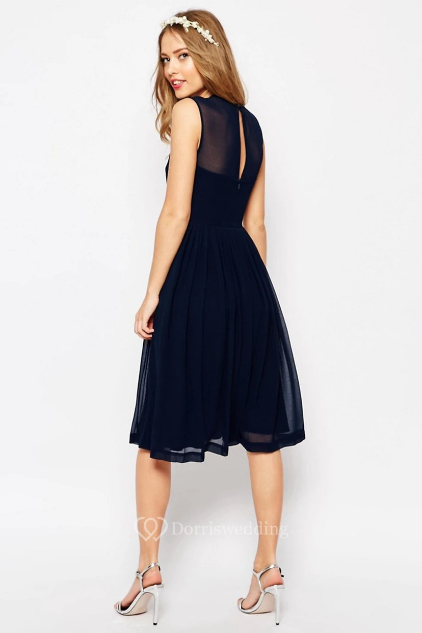 A-Line Sleeveless Knee-Length Pleated Scoop-Neck Chiffon Bridesmaid Dress view 2
