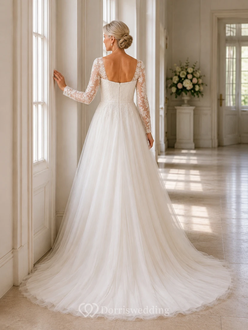 Elegantes A-Linien-Brautkleid aus Tüll mit eckigem Ausschnitt, langen Spitzenärmeln und Spitze für ältere Bräute view 2