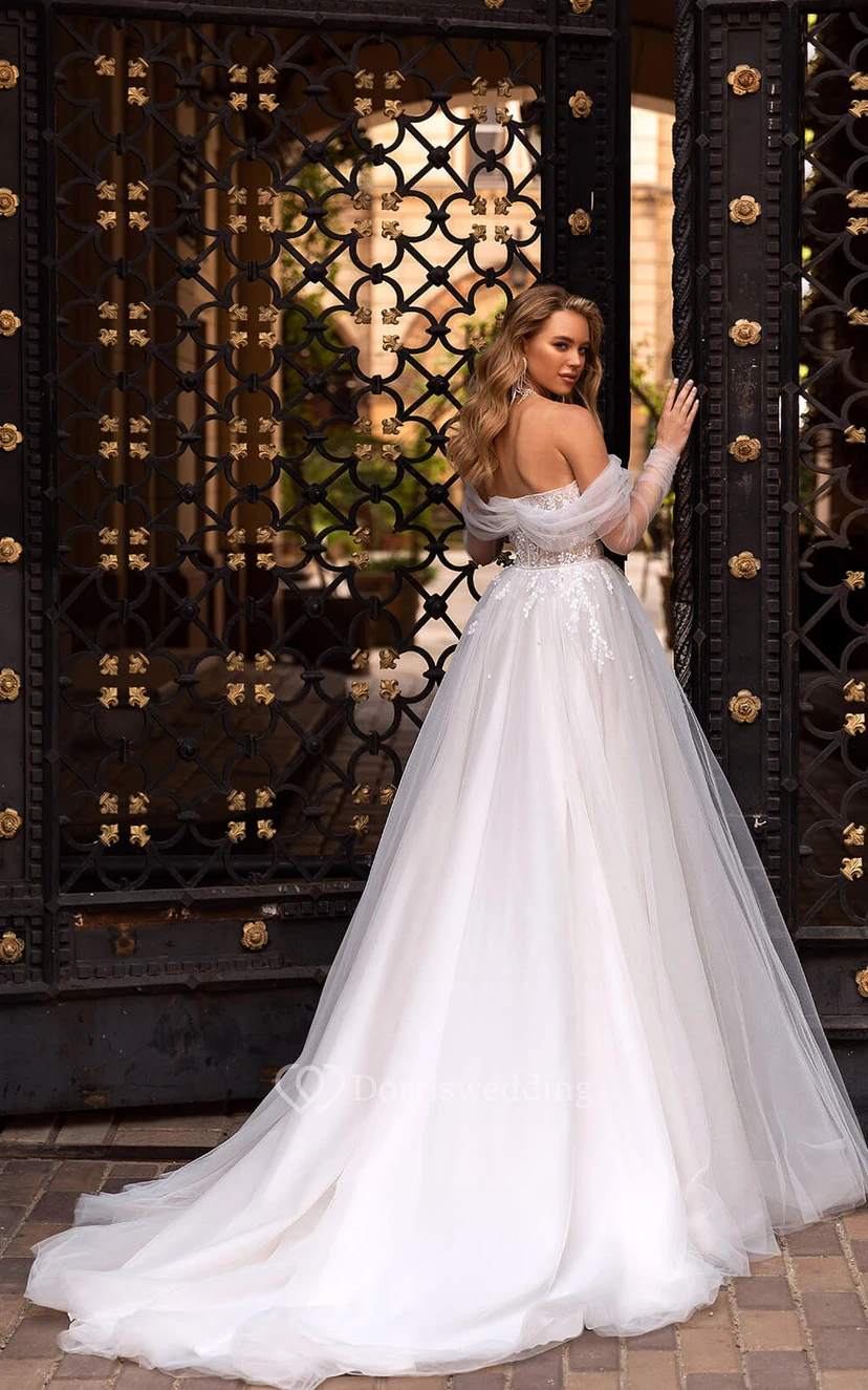 Adorable Off-the-shoulder Tulle Sweetheart Front Split A-line Ball Gown Lace Wedding Dress with Applique view 2