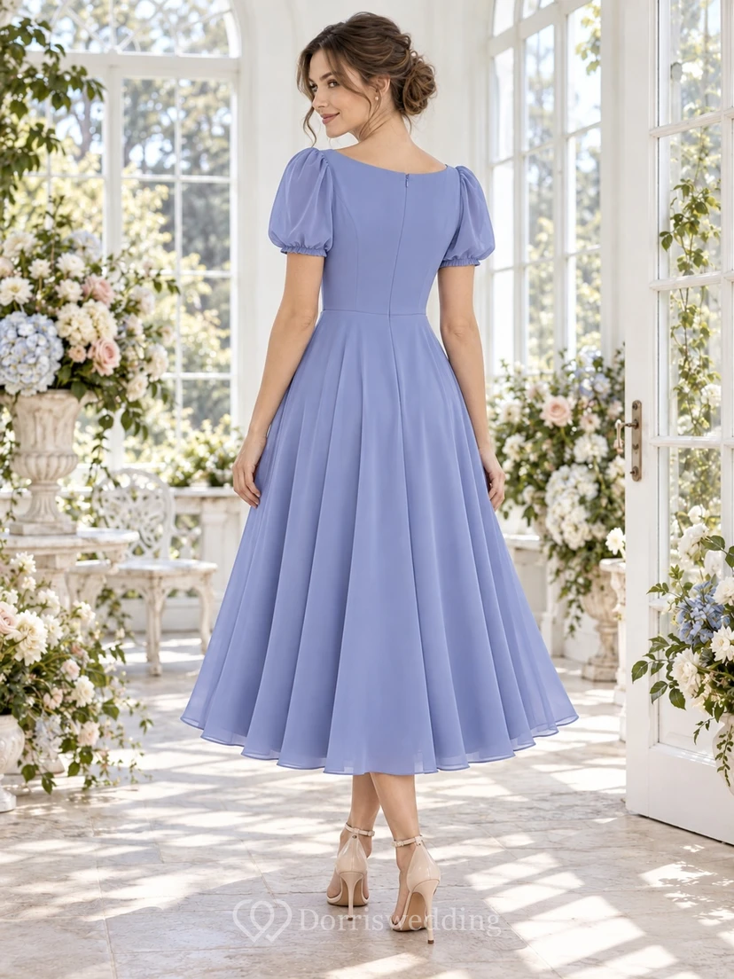 Teelanges, periwinkelfarbenes Chiffon-Brautjungfernkleid mit Puffärmeln und U-Boot-Ausschnitt view 2