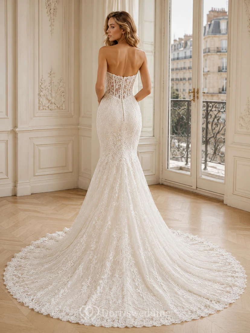 Romantisches Brautkleid mit Meerjungfrauen-Schleppe, floraler Spitze und luxuriöser Kathedralenschleppe view 2