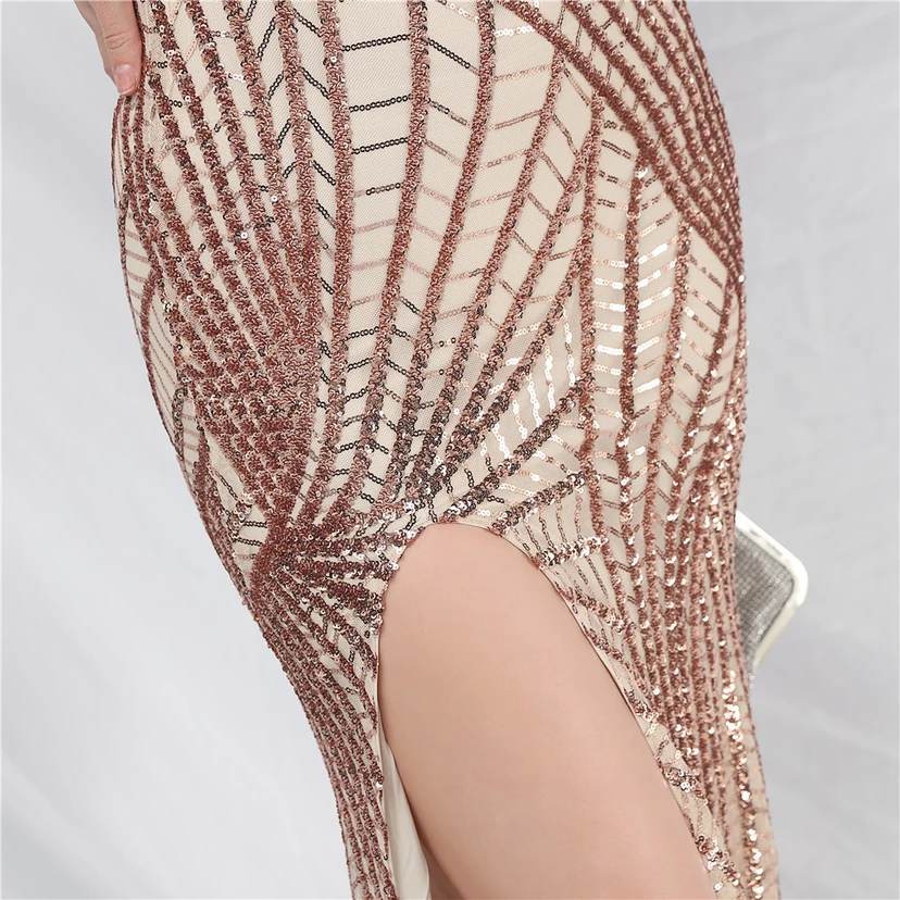 Robe de soirée longue à bretelles en maille transparente ornée de perles et de sequins view 63