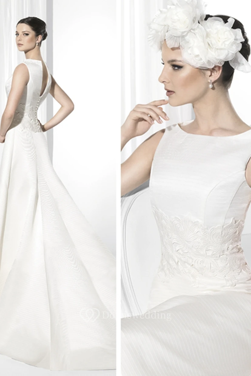 A-Line Maxi Sleeveless Scoop-Neck Satin Wedding Dress view 2