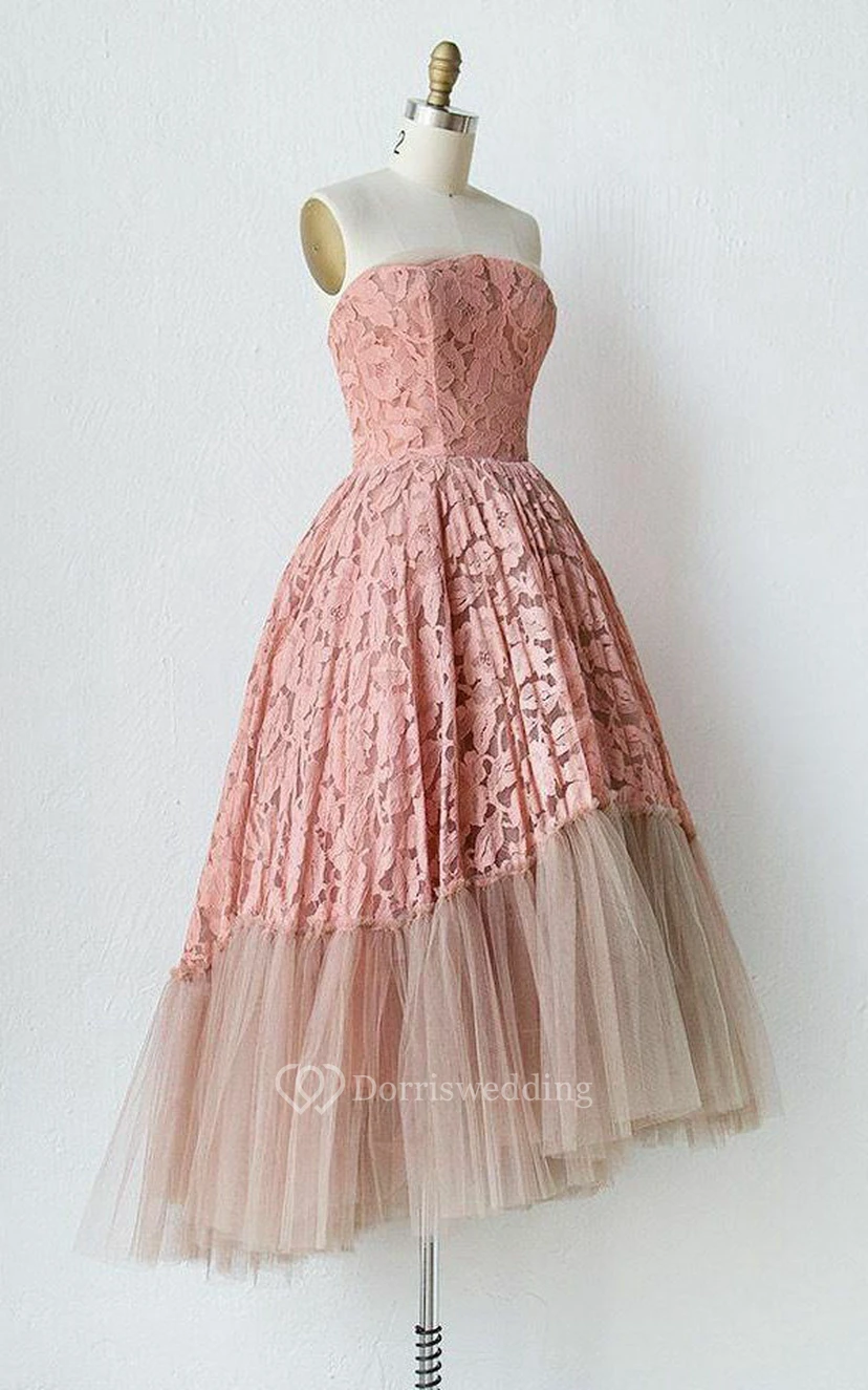 Vestido de encaje y tul sin tirantes, corte en A, largo hasta la rodilla view 5