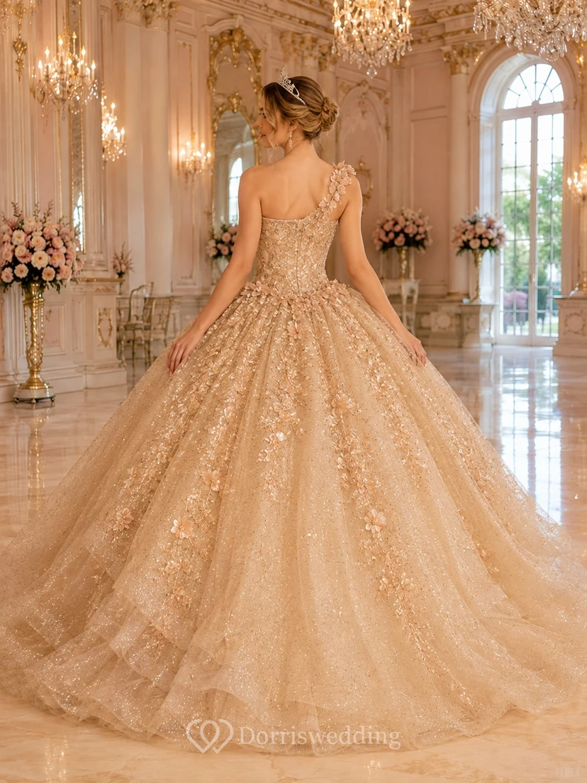 Goldbesetztes, einseitig schulterfreies Ballkleid aus Tüll mit Pailletten und Blumenmuster, Quinceañera-Kleid view 2