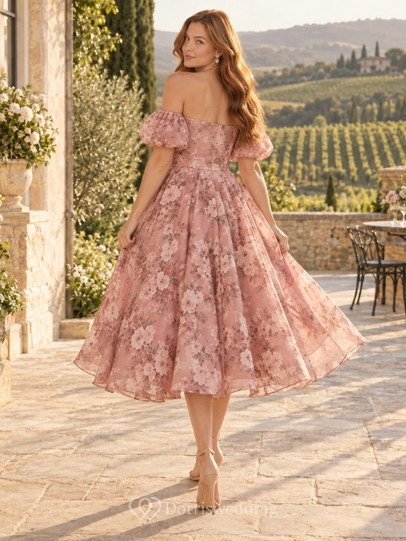 Vestido de gasa de largo midi con estampado floral rosa empolvado, hombros descubiertos y mangas abullonadas, ideal para invitadas. view 2