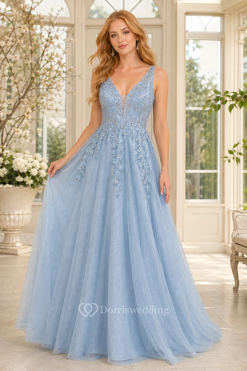 Himmelblaues Tüll-Ballkleid mit V-Ausschnitt, Spitzenapplikationen und weitem Rock