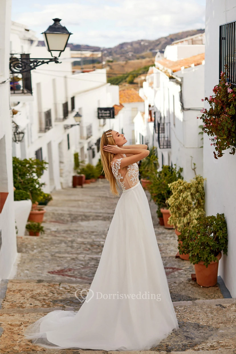 Chiffon-Hochzeitskleid mit V-Ausschnitt, Empire-Schnitt und A-Linie view 2