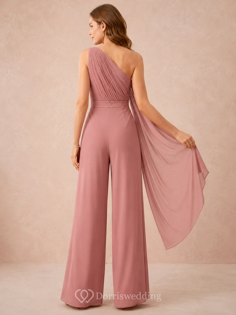 Moderner Abend-Jumpsuit aus Chiffon in Altrosa mit One-Shoulder-Ausschnitt, Cape-Drapierung und weitem Bein view 2