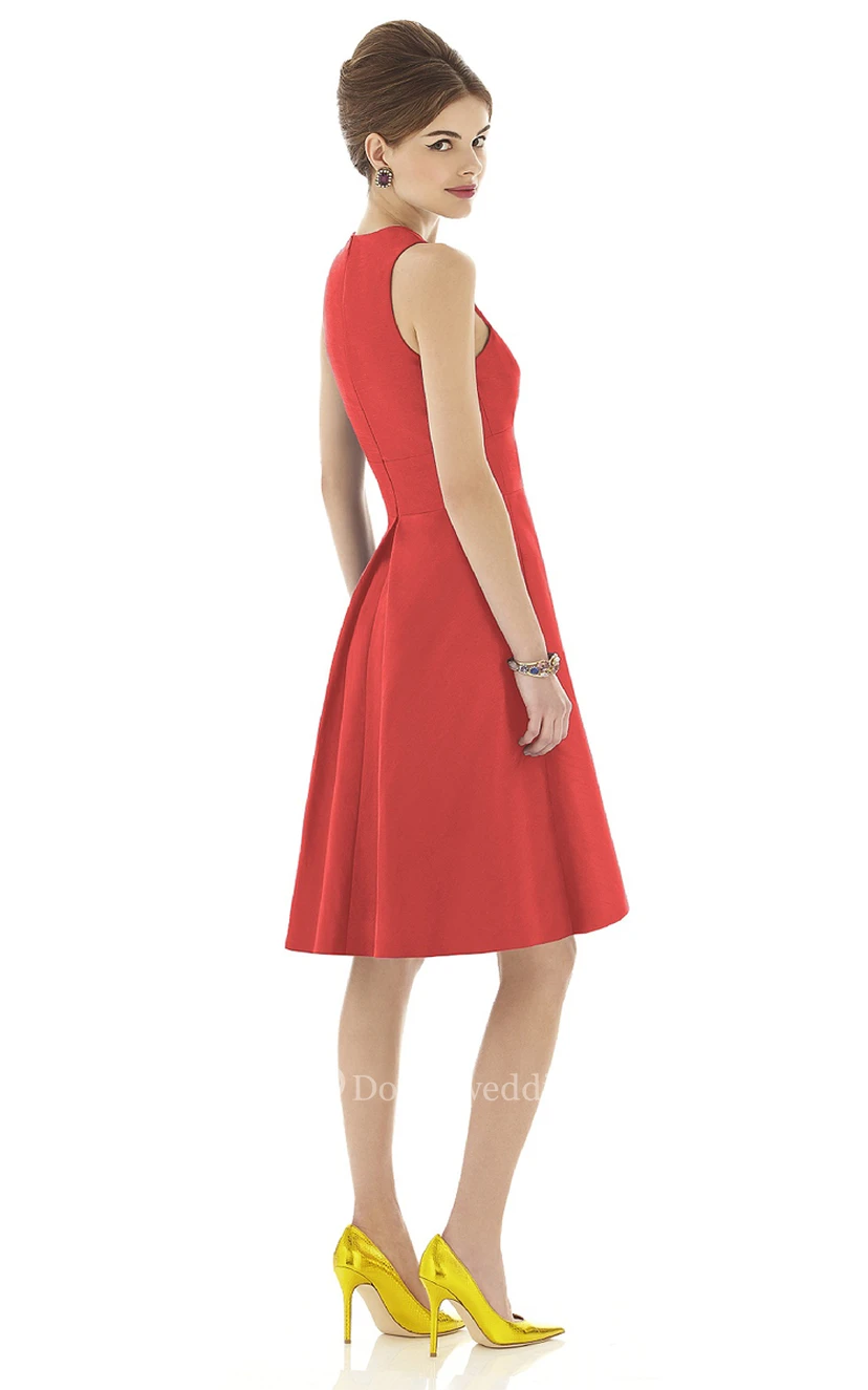 A-Line Sleeveless Dress With Notched Neckline view 6