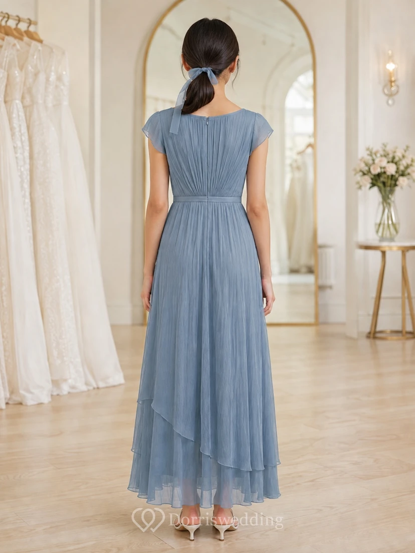 Vestido de dama de honor juvenil azul acero, corte en A, escote redondo, manga corta, gasa, estilo romántico. view 2