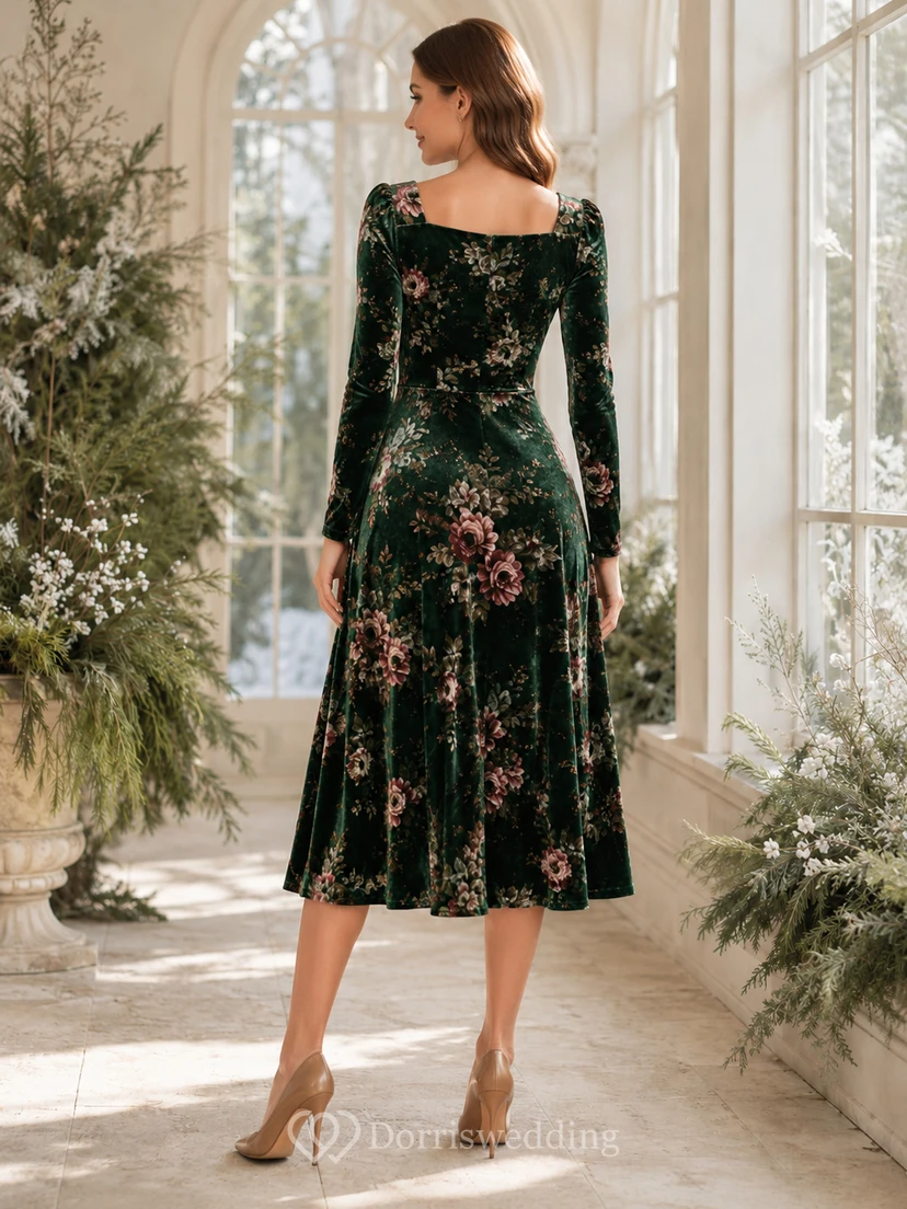 Robe midi trapèze à col carré et manches longues en velours à motif floral émeraude view 2