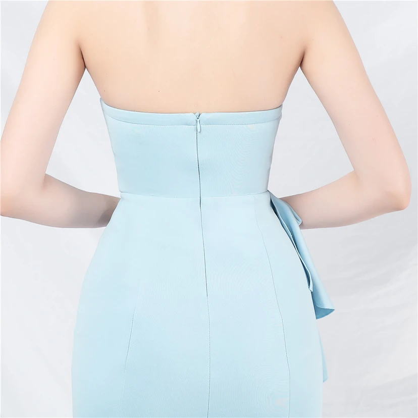 Brautjungfern-Empfangsdinner: Schulterfreies, trägerloses, langes Abendkleid view 7