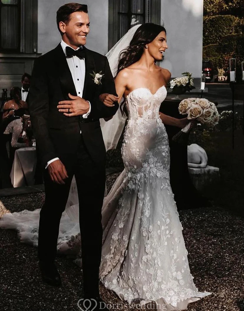 Romantic Strapless Lace Mermaid Wedding Dress with Floral Appliqués view 4