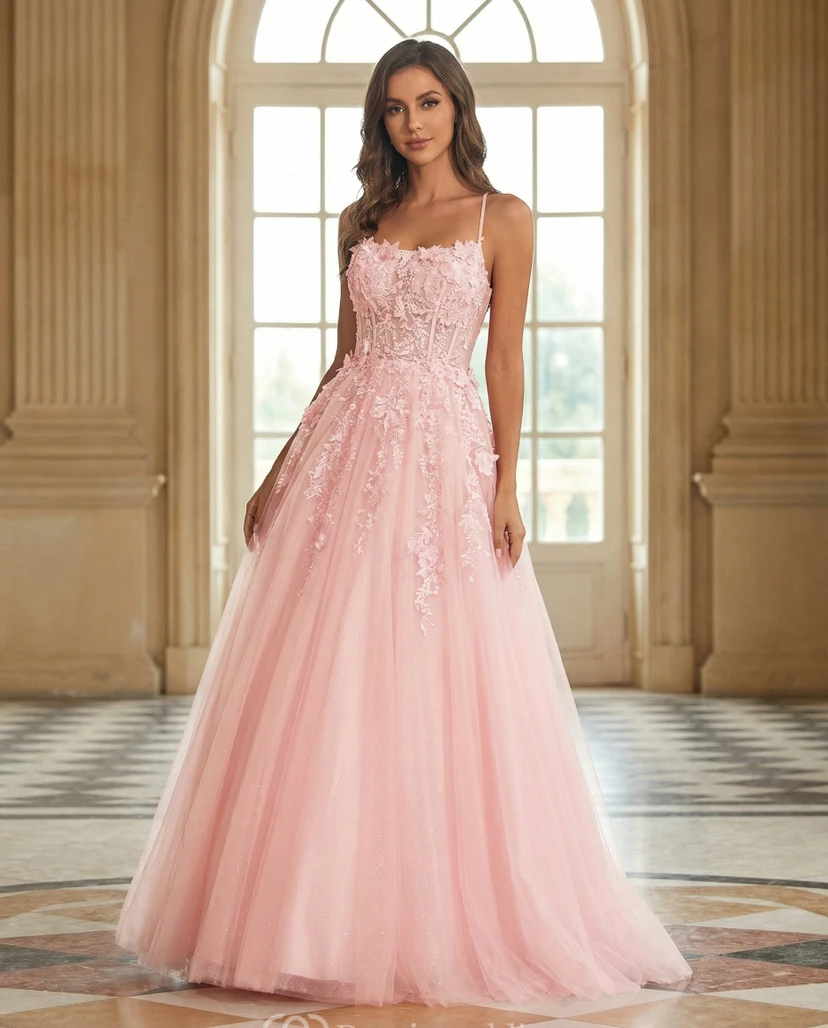 Vestido de fiesta de gala de tul rosa empolvado con corpiño de apliques de encaje