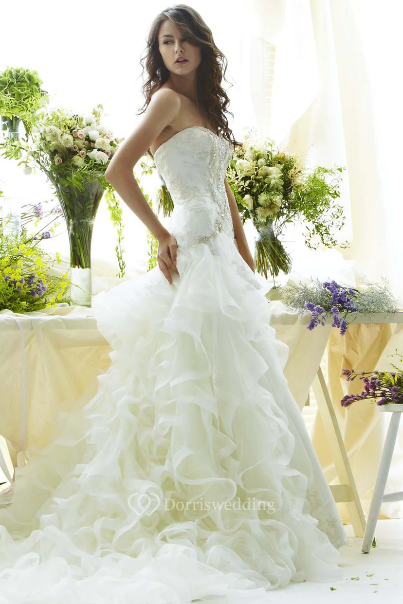 A-Line Ruffled Long Strapless Sleeveless Organza Wedding Dress With Appliques And Beading