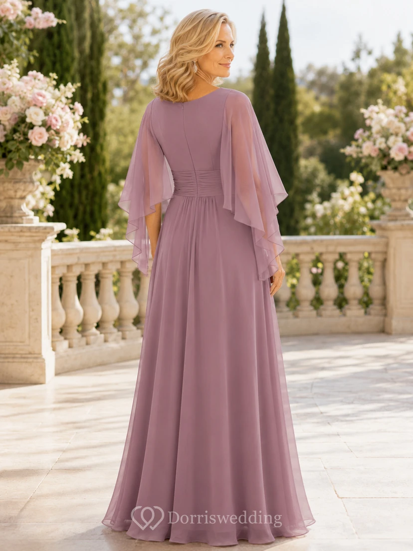 Vintage-Brautmutterkleid in Mauve mit romantischem V-Ausschnitt, transparentem Cape, geraffter Taille und bodenlangem Chiffonrock view 2
