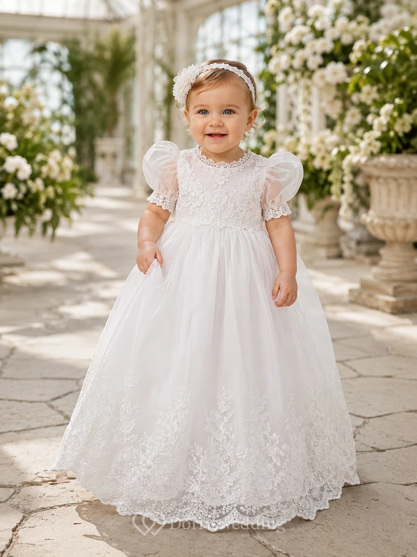 Taufkleid mit Puffärmeln, A-Linie, Spitze, Tüll, Stehkragen, Muschelsaum