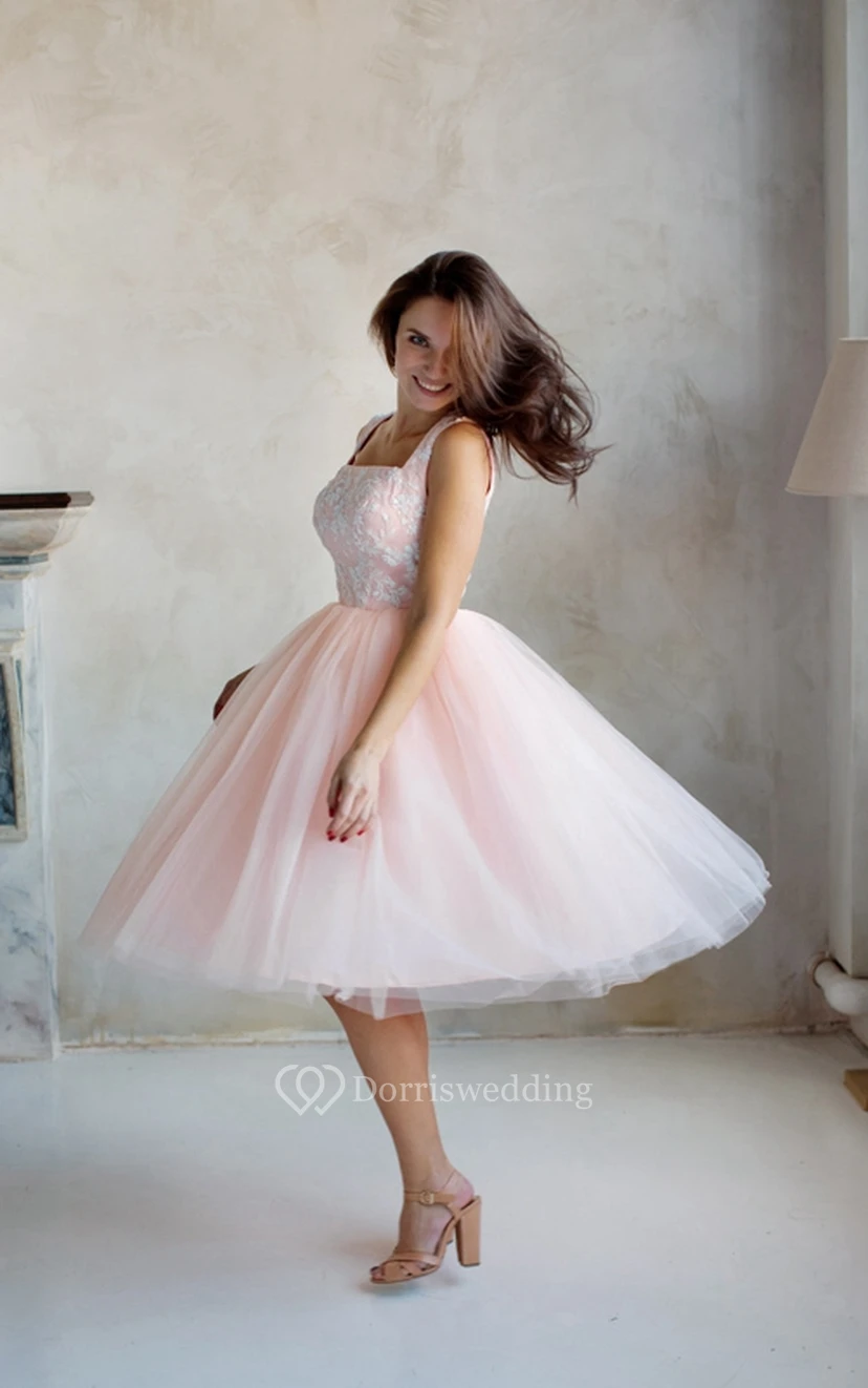 A-Line Knee-Length Square Short Sleeve Tulle Lace Pleats Zipper Dress view 3