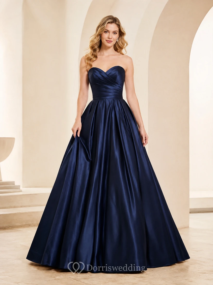 Robe de bal élégante en satin bleu marine foncé, bustier cœur, sans bretelles, longueur au sol.
