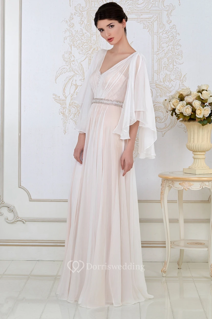 Robe de soirée longue en tulle, coupe trapèze, manches bouffantes, col en V orné de perles et de fronces. view 3