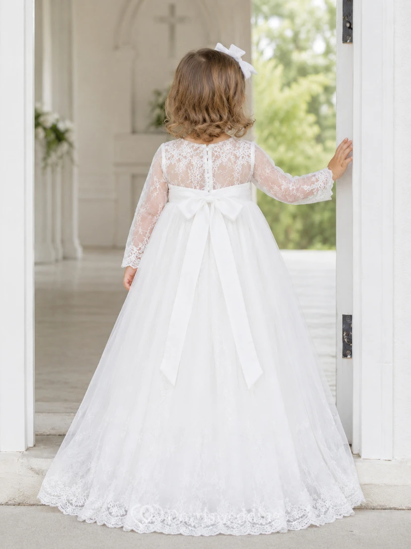 Langärmeliges Taufkleid mit Spitzenoberteil, A-Linie, Schleife am Rücken, schlicht view 2
