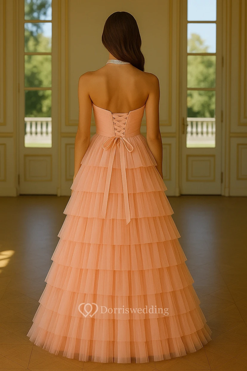 A-Linien-Kleid mit Herzausschnitt, Lagenrock, Raffungen und Perlenstickerei view 2