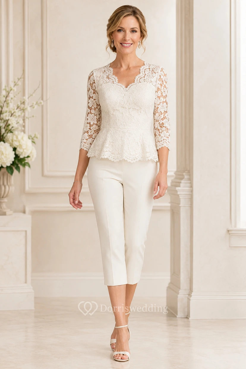 Eleganter Hosenanzug aus elfenbeinfarbenem Chiffon und Spitze, Rundhalsausschnitt, 3/4-Ärmel, knöchellang
