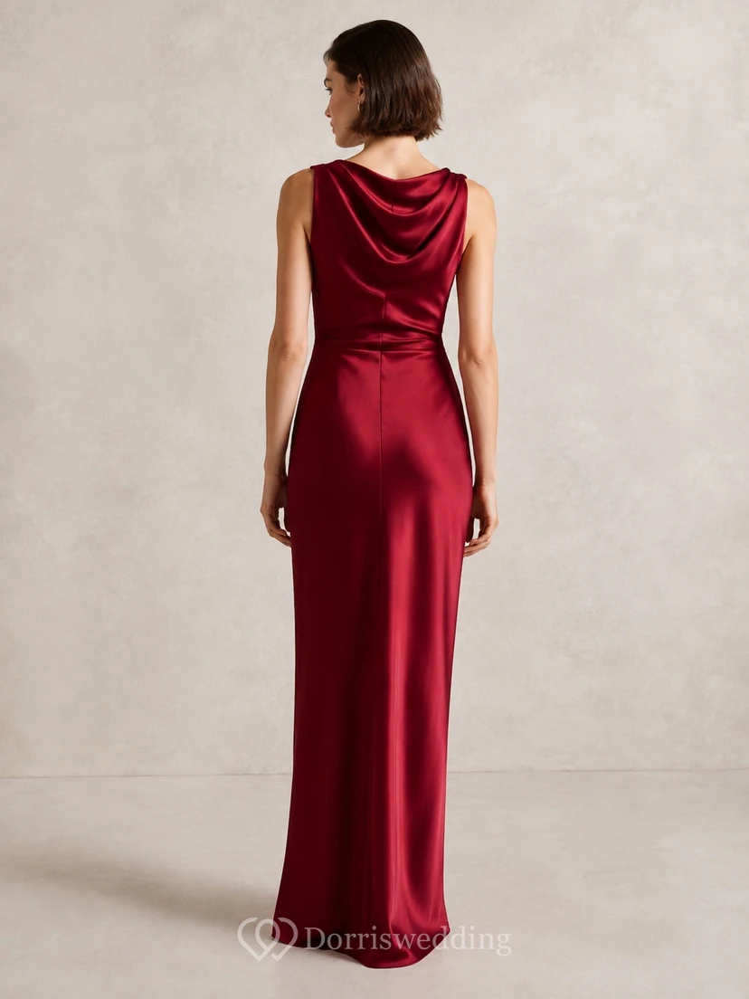 Robe fourreau sans manches en satin bordeaux moderne à col bénitier et fente jusqu'au sol view 2