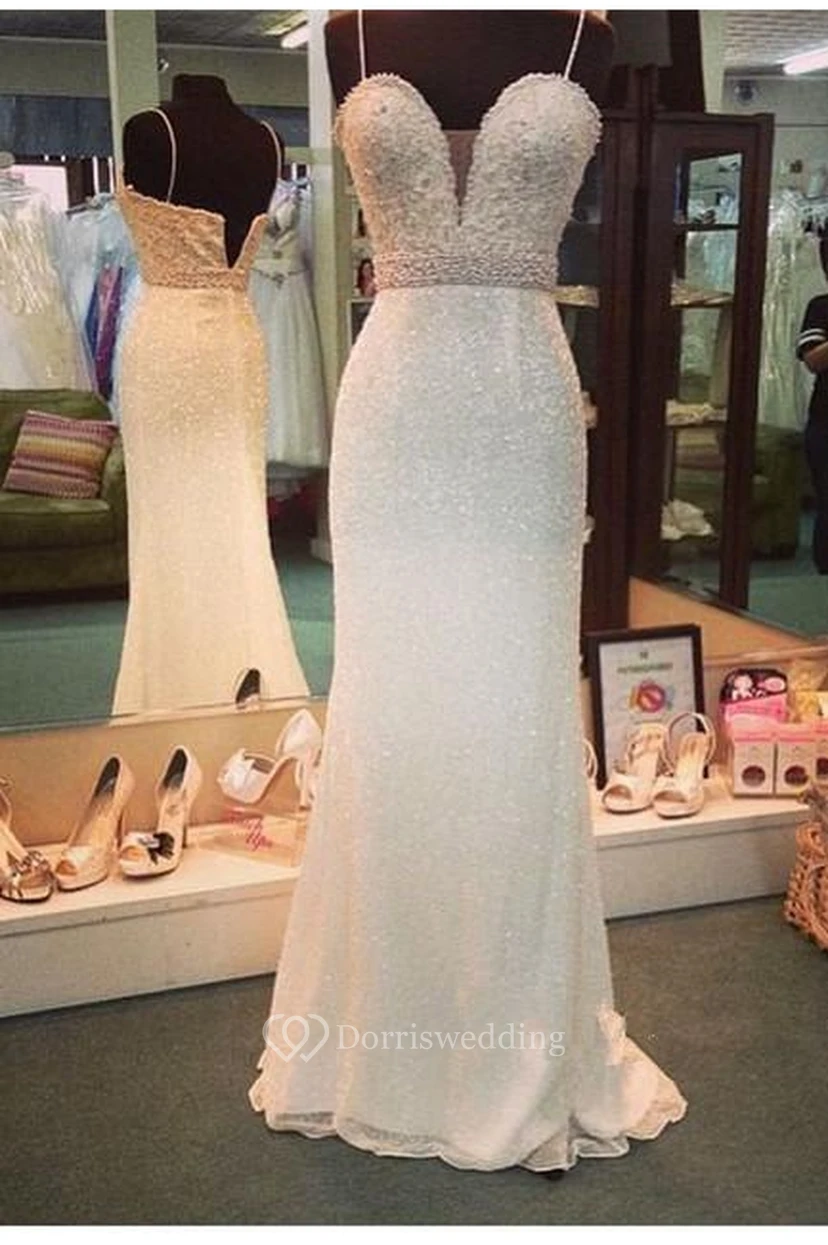 Zartes Meerjungfrauen-Brautkleid mit Pailletten und Perlenstickerei, Spaghettiträgern view 2