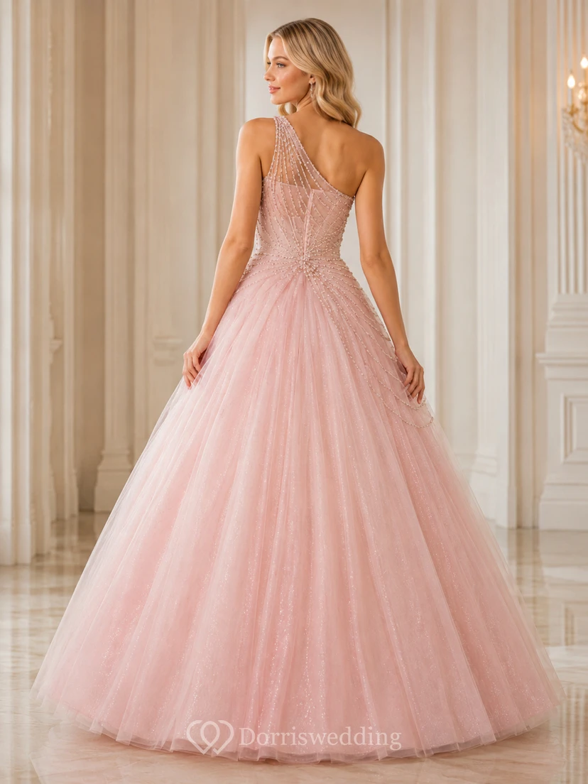 Robe de bal de luxe rose poudré à une épaule, ornée de cristaux et de tulle pailleté drapé, idéale pour les 16 ans. view 2