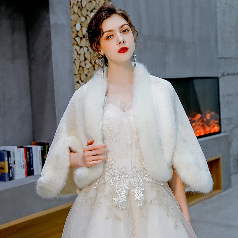 Bridal Fur Cape Spring Wedding Dress Cape Coat Bridesmaid Wedding Cheongsam Warm Cape Outer Wear Imitation Fur view 6