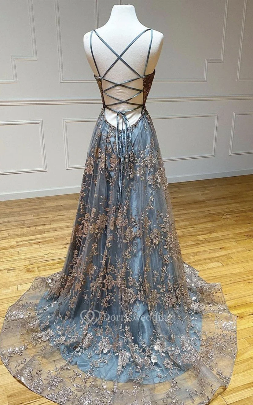 Romantic Sleeveless Floor-length Lace A Line Prom Dress with Appliques view 2